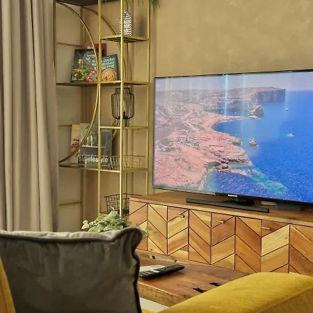 Διαμέρισμα Designer In Prime Location Near The Sea *
