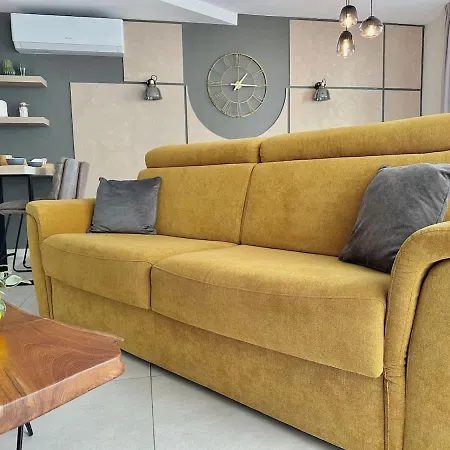 Διαμέρισμα Designer In Prime Location Near The Sea *