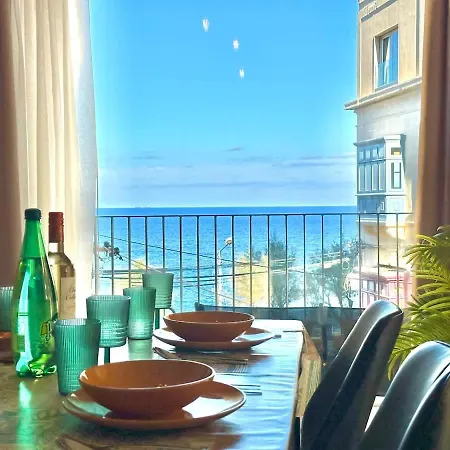 Διαμέρισμα Designer In Prime Location Near The Sea